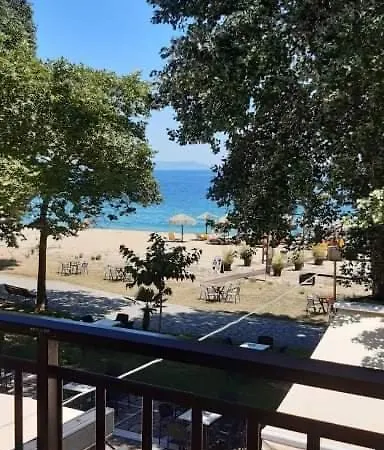 Dimitris Zachariou Lägenhetshotell Vrasná